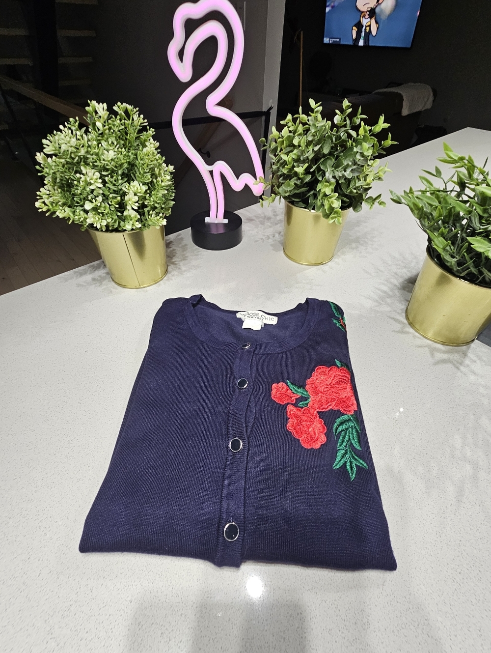 MELROSE CHIC Superbe Cardigan Bleu Foncé Avec Broderie De Roses Rouges - Picture 6 of 6